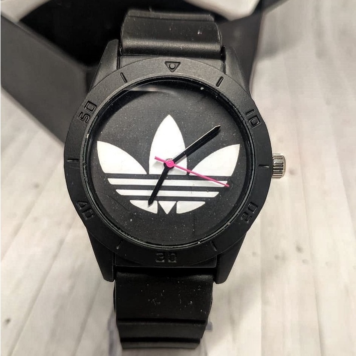 Adidas deals santiago watch