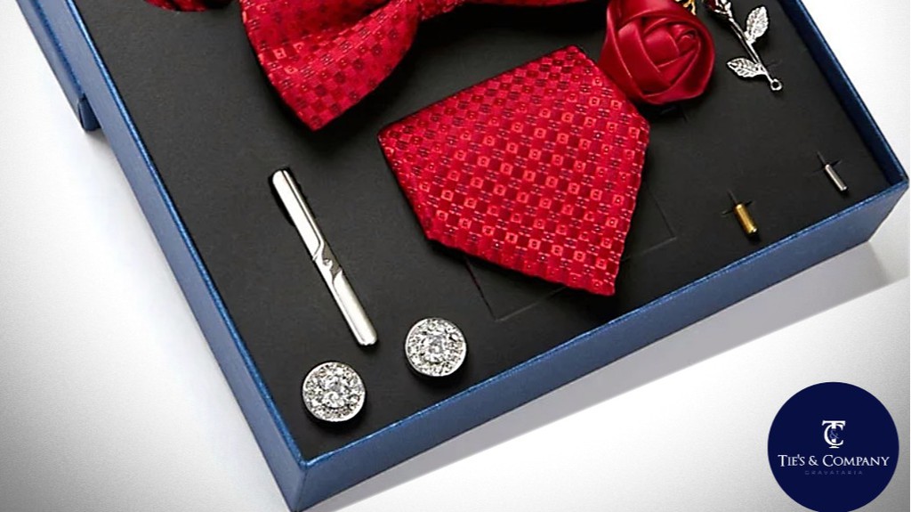 Terno Masculino Slim Fit Azul Royal Completo Corte italiano - Tie's &  Company - melhor da moda masculina.