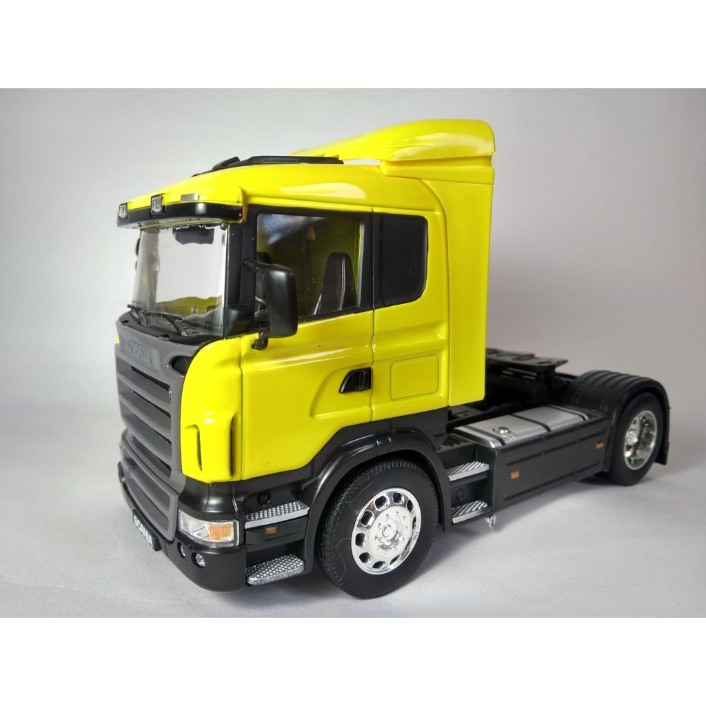 Miniatura Caminhão Carreta Mercedes Actros 4x2 1:32 Welly