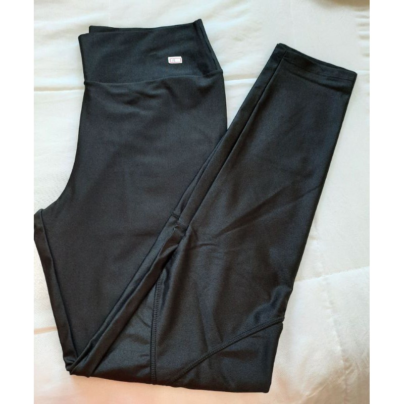 Legging acetinada best sale