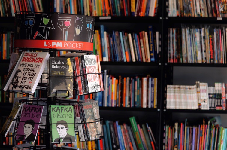 Hesse Sebo & Livraria, Loja Online | Shopee Brasil