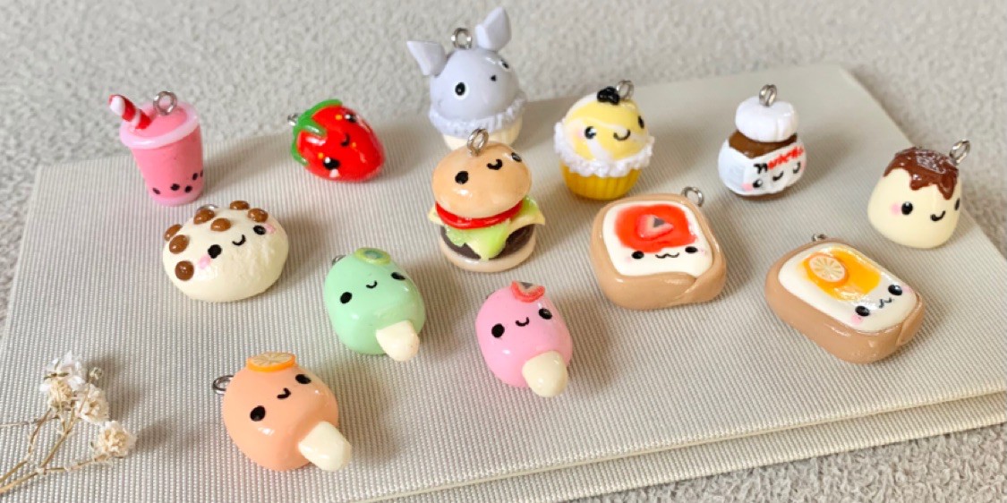 Sushi 🍣 cute ideas with fimo  Polymer clay charms, Polymer clay