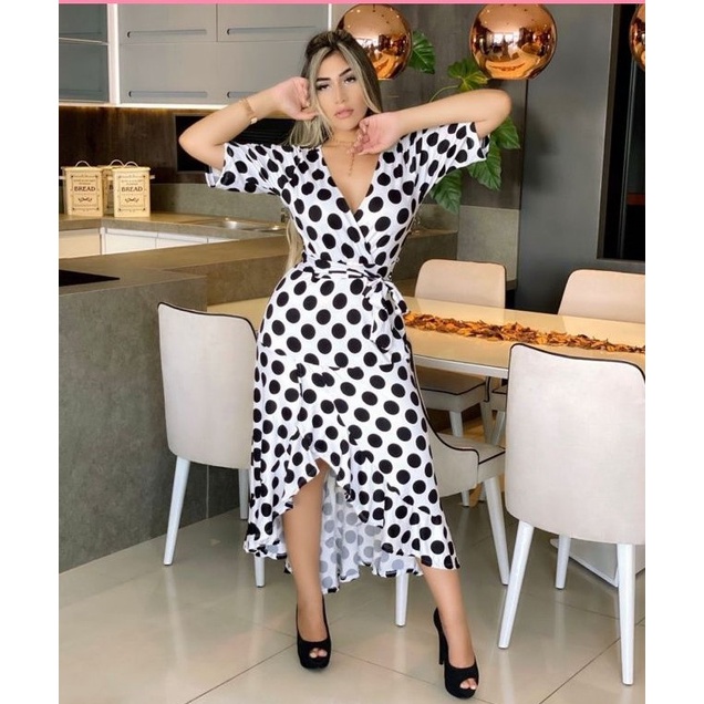 Vestido de bolinha store preto e branco