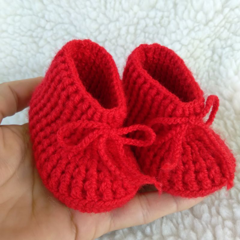 Sapatinho de store lã para bebe