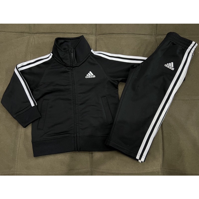 Conjunto adidas bebe outlet usado