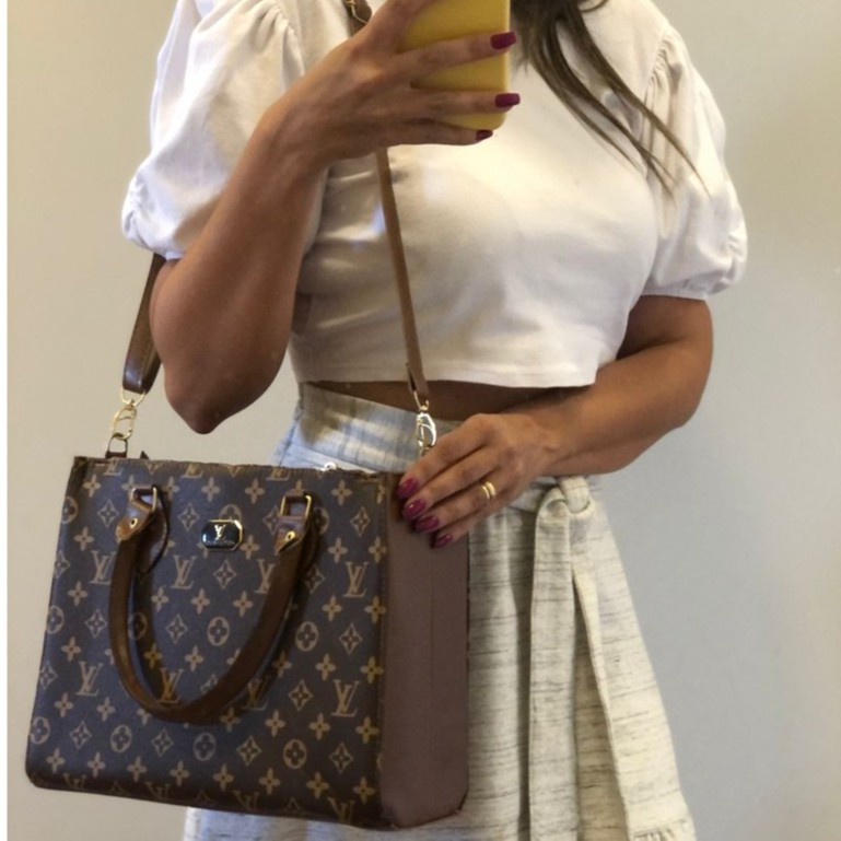 Bolsa Com Alca - Louis Vuitton - Feminino - Bolsas - Bolsas Diversas