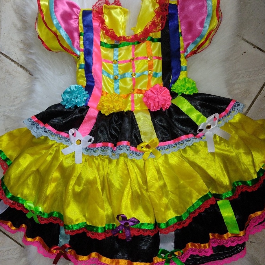 Vestido de quadrilha infantil hot sale amarelo