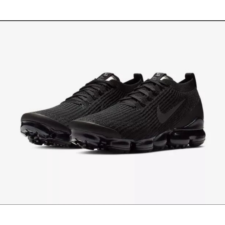 Black store flyknit vapourmax