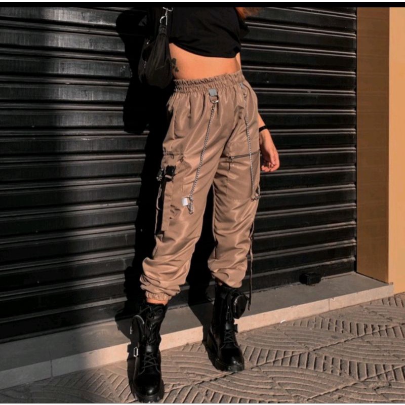 Calça Jogger Cargo Bolso Lateral Hip Hop Unissex Corrente