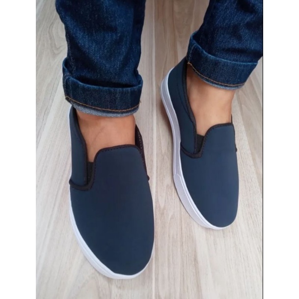 Slip on feminino azul hot sale marinho