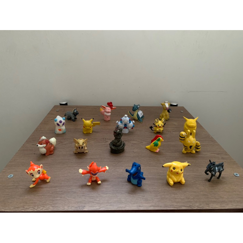 Brinquedo Pokemon Miniatura Dedoche - 10 Unidades