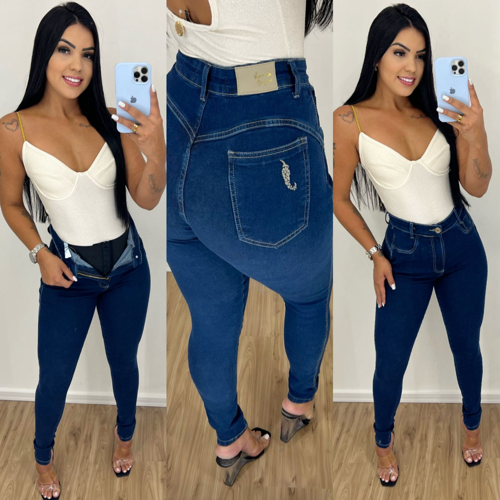 Calça Jeans Skinny Escura com Bordado Pimenta Doce