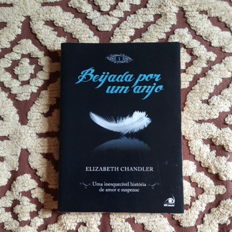 Livro: Jogos do Amor - Elizabeth Chandler