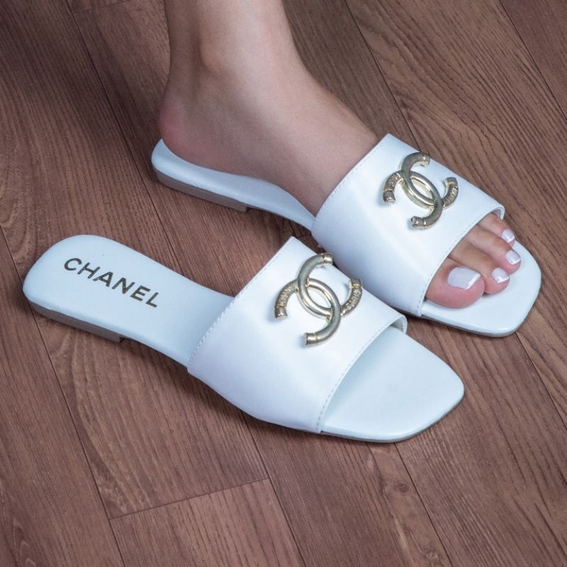 Rasteira clearance chanel pearl