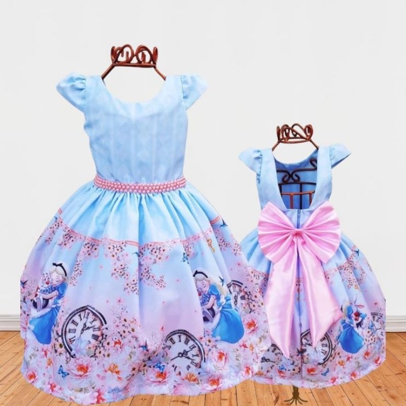 Roupa alice no pais das maravilhas hot sale 1 ano