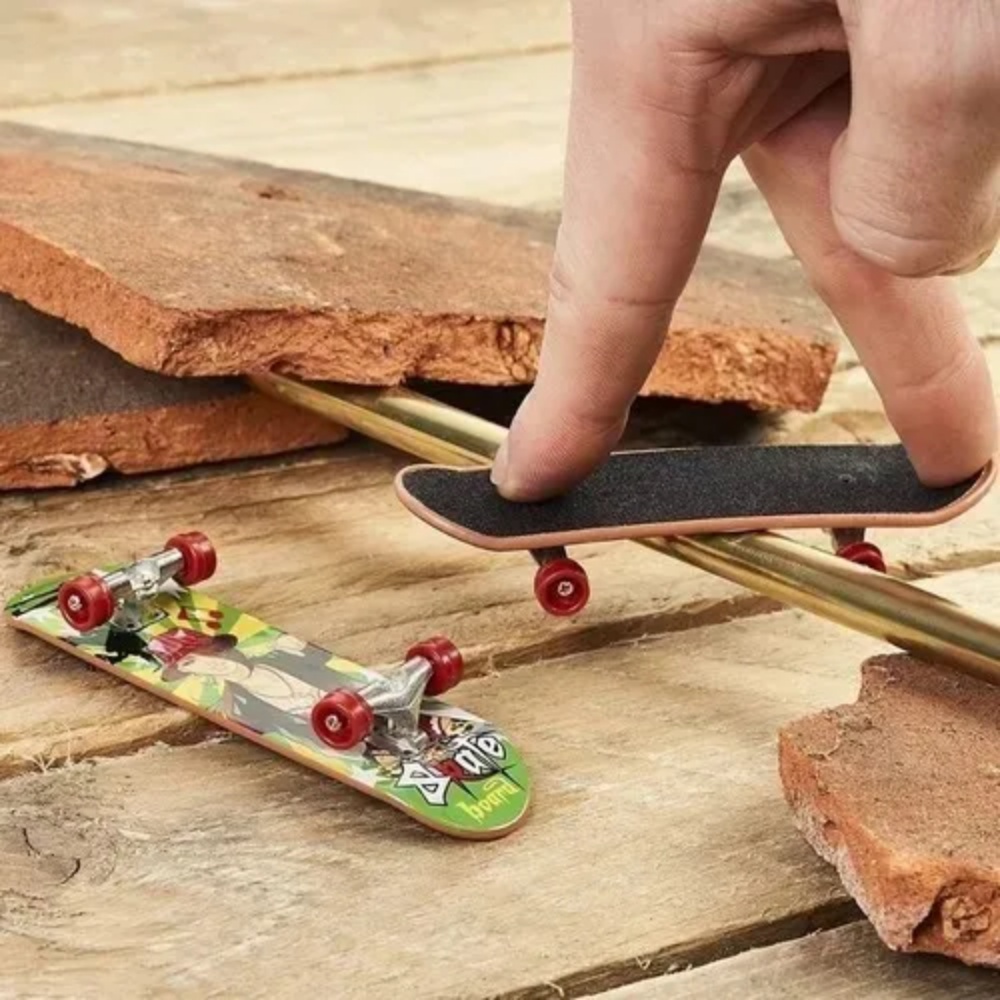 Skate de Dedo Fingerboard Radical Profissional Com Acessórios Mini