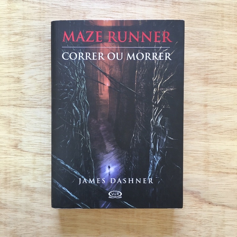 MAZE RUNNER: Correr ou morrer (Portuguese by James Dashner