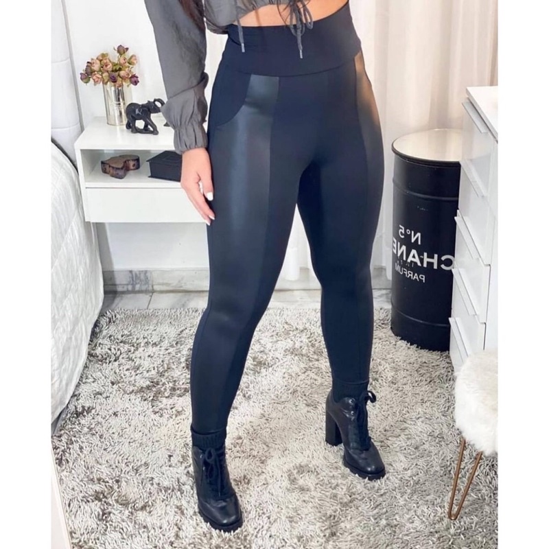 Calça Legging Montaria Suplex com Detalhe na Lateral em Cirrê