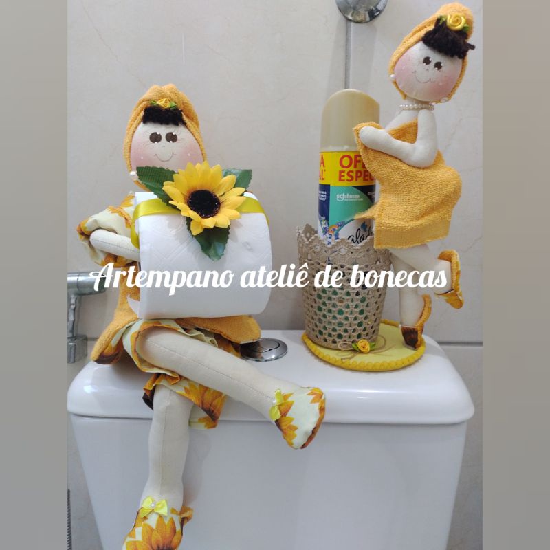 Boneca de Pano Porta Papel Higiênico, Vestido Feminino Artempano Ateliê De  Bonecas. Nunca Usado 50491640