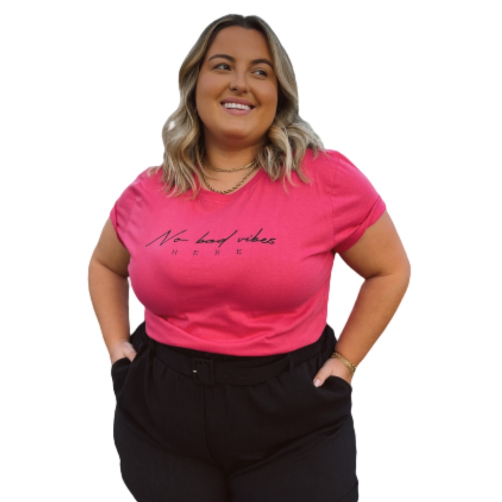 Camiseta feminina T-shirt básica algodão rosa pink em Promoção na