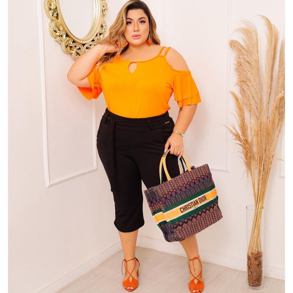 Efraim modas plus store size